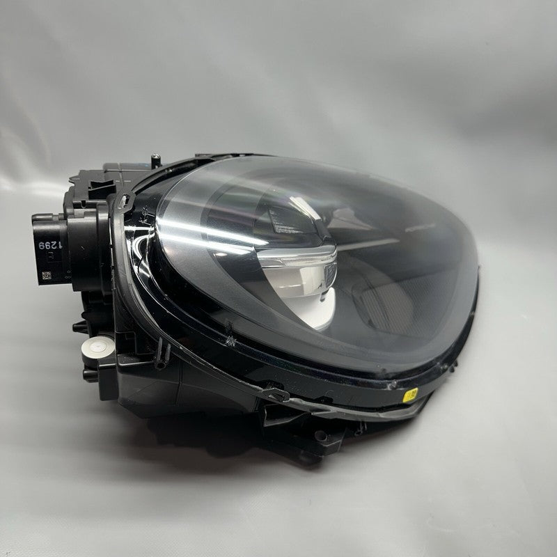 95B941010AR PORSCHE MACAN HEADLIGHT RIGHT PASSENGER 2019 2020 FULL LED OEM 95B941010AR