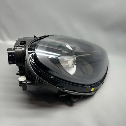 95B941010AR PORSCHE MACAN HEADLIGHT RIGHT PASSENGER 2019 2020 FULL LED OEM 95B941010AR
