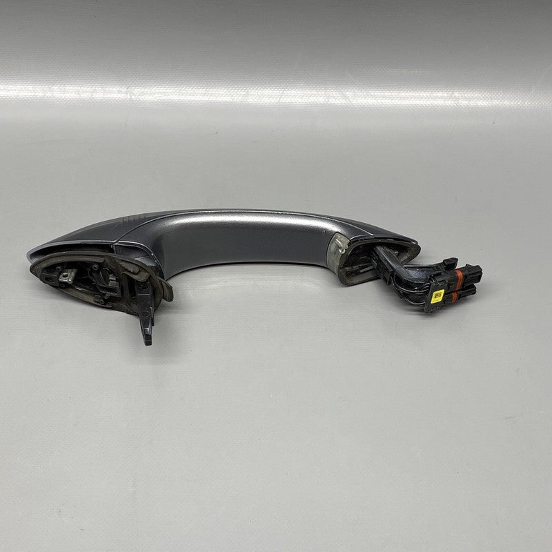 7305283 BMW 528 DOOR HANDLE RIGHT REAR KEYLESS 2014 2015 2016 F10 OEM 7305283