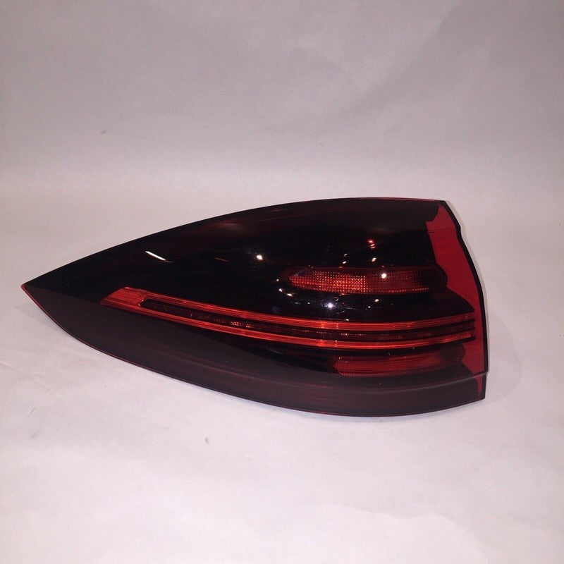 7P5945207Q PORSCHE CAYENNE TAIL LIGHT LEFT DRIVER SIDE 2015 2016 2017 LED OEM