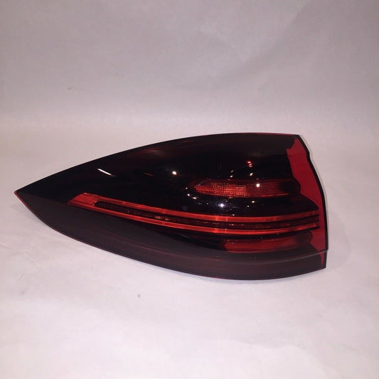 7P5945207Q PORSCHE CAYENNE TAIL LIGHT LEFT DRIVER SIDE 2015 2016 2017 LED OEM