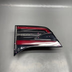TESLA MODEL X TAIL LIGHT LEFT DRIVER 2016 2017 2018 2019 2020 OEM 1034