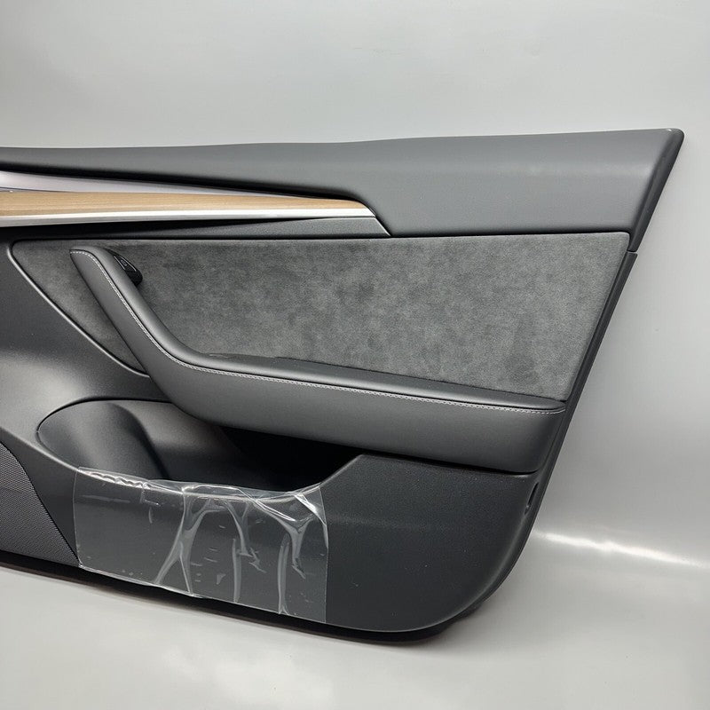 1761296-01-D TESLA MODEL 3 DOOR PANEL RIGHT FRONT 2017 18 19 20 21 22 2023 OEM 1761296-01-D