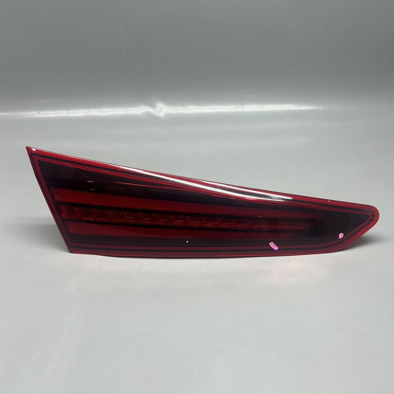 HYUNDAI ELANTRA TRUNK TAIL LIGHT RIGHT PASSENGER 2019 2020 OEM