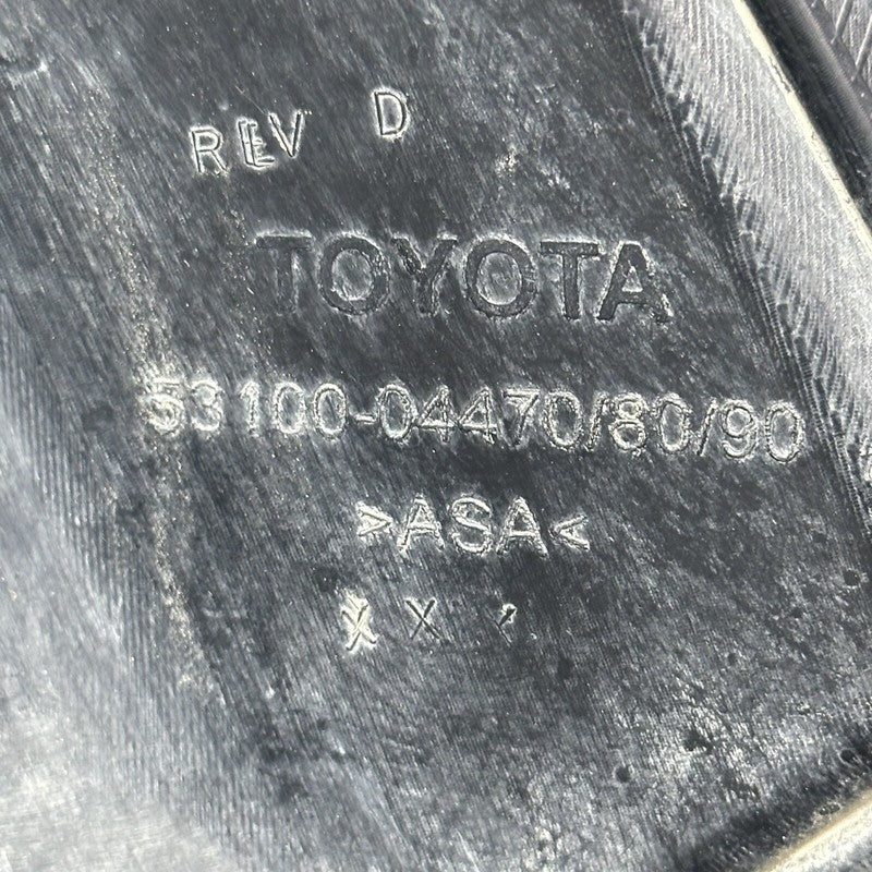 53100-04470 TOYOTA TACOMA GRILLE 2012 2013 2014 2015 OEM 53100-04470 DAMAGED