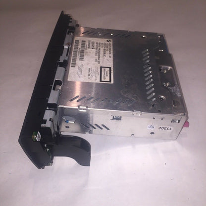 65129263474-02 BMW 128 135 E82 RADIO RECIEVER CD STERIO SIRUS 2010 2011 2012 2013 OEM