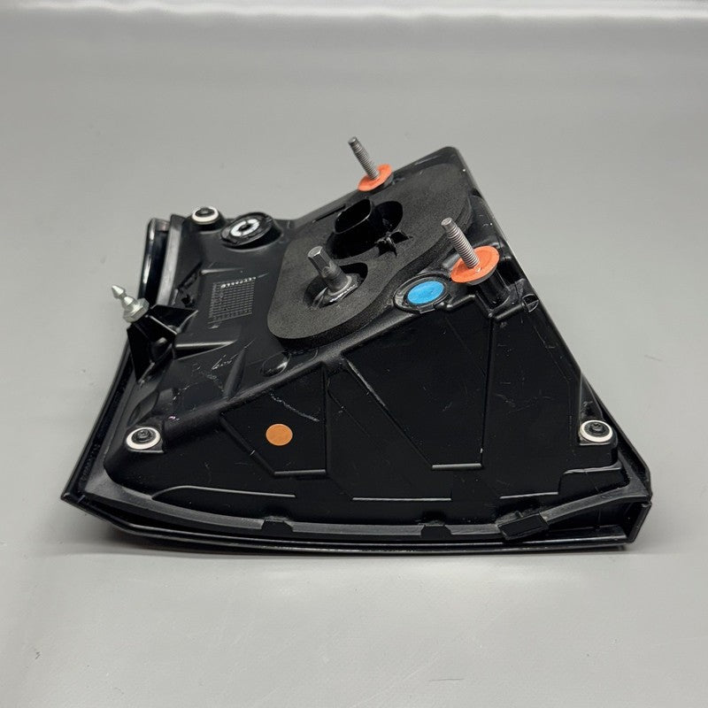 TESLA MODEL S TAIL LIGHT RIGHT PASSENGER 2021 2022 2023 LED OEM 156372