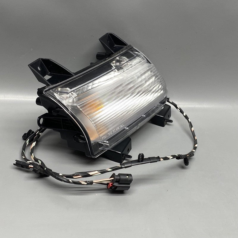68307244AG JEEP WRANGLER TURN SIGNAL RIGHT PASSENGER 2018 19 20 21 22 2023 OEM 68307244AG