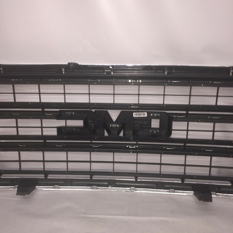 84119634 GMC YUKON XL GRILLE 2015 2016 2017 OEM 84119634