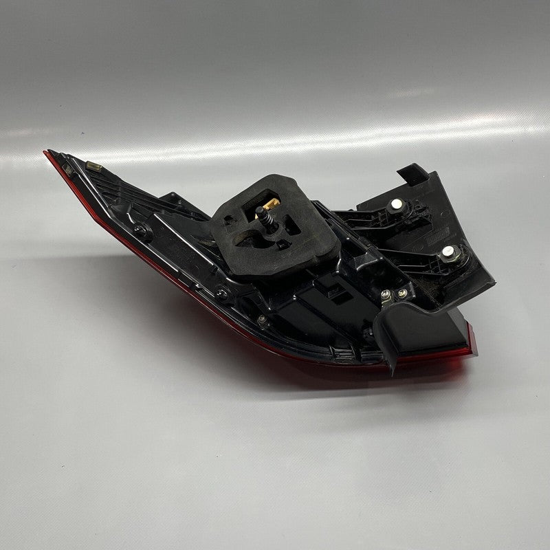 5NN945095A VOLKSWAGEN TIGUAN TAIL LIGHT LEFT DRIVER 2018 2019 2020 5NN945095A OEM