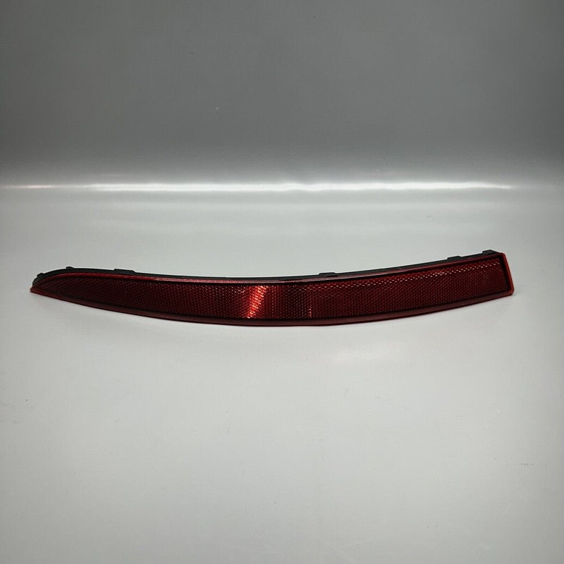 89A945106 AUDI Q4 E-TRON REFLECTOR LEFT REAR 2022 2023 2024 OEM 89A945105