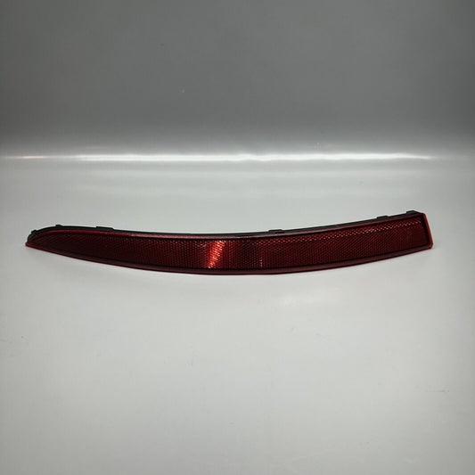 89A945106 AUDI Q4 E-TRON REFLECTOR LEFT REAR 2022 2023 2024 OEM 89A945105