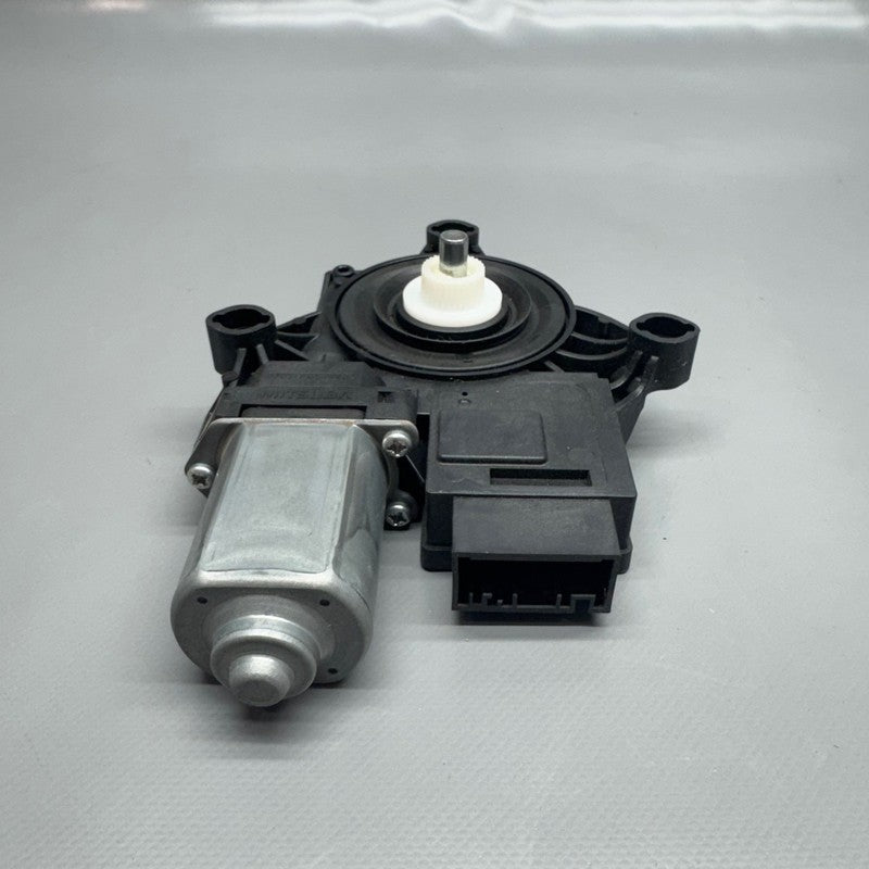 BMW 330 M340 DOOR WINDOW MOTOR LEFT REAR 2019 2020 2021 2022 2023 2024