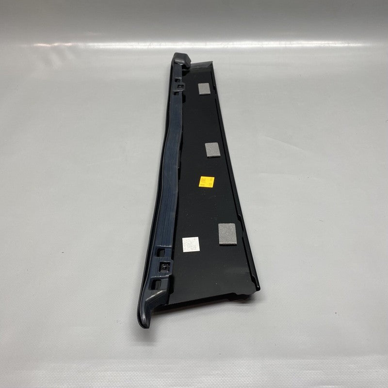 A1646903887 MERCEDES BENZ GL450 EXTERIOR DOOR MOULDING TRIM RIGHT REAR 2007 08 09 10 11 12 