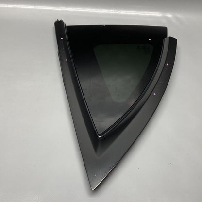 1495741-99-H TESLA MODEL Y QUARTER GLASS RIGHT REAR 2020 2021 2022 2023 OEM 1495741-99-H