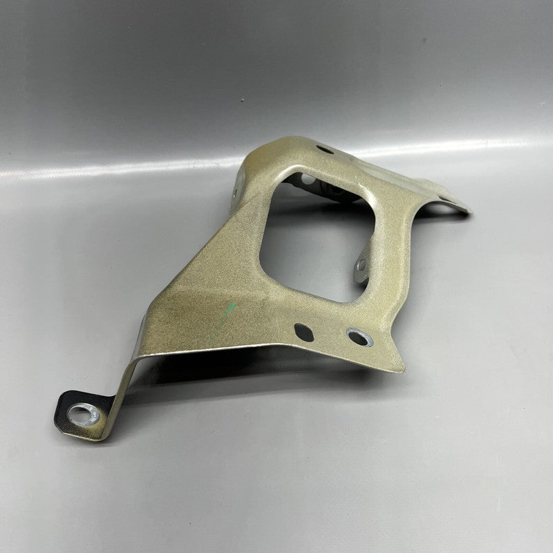 1086017-00-D TESLA MODEL 3 FENDER SUPPORT BRACKET LEFT 2017 18 19 20 2021 OEM 1086017-00-D