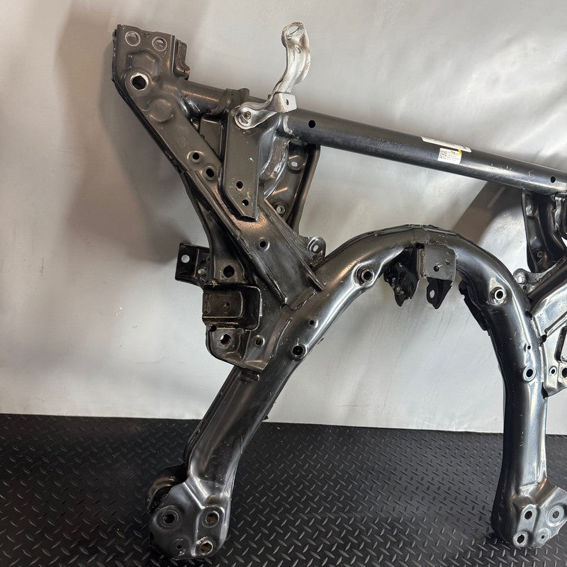 TESLA MODEL Y SUBFRAME CROSSMEMBER FRONT 1044531-00-C 2020 2021 2022 2