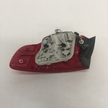 8P4945095D AUDI A3 S-LINE TAIL LIGHT LEFT DRIVER 8P4945095D 2006 2007 2008 OEM