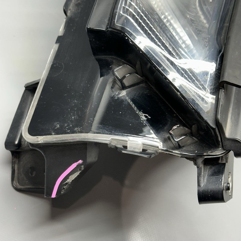 85584766 CHEVY TRAVERSE HEADLIGHT RIGHT PASSENGER 2022 2023 2024 OEM 85584766