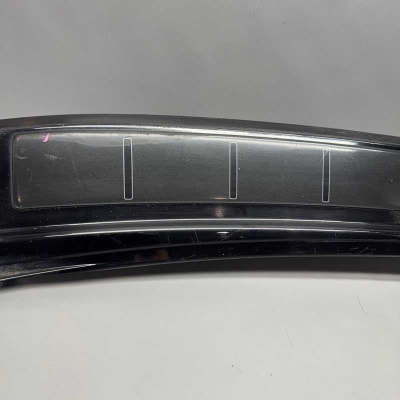 VOLVO XC60 REAR BUMPER MOLDING STEP PAD PLATE 2014 2015 2016 OEM 31323