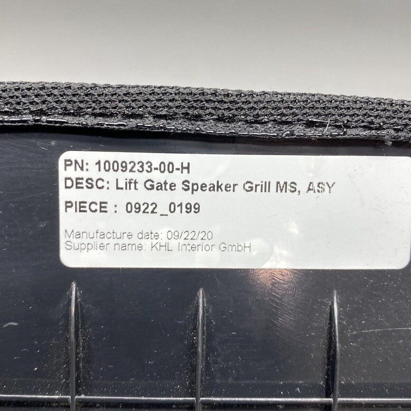 1009233-00-H TESAL MODEL S LIFTGATE SEAPKER COVER 2012 2013 2014 2015 OEM 1009233-00-H
