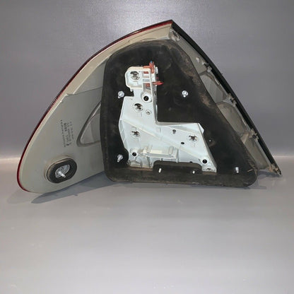 A2118202664 MERCEDES BENZ E350 E550 TAIL LIGHT RIGHT PASSENGER SIDE 2007 2008 2009 LED OEM