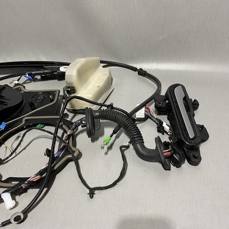 1092147-00-D TESLA MODEL 3 WINDOW REGULATOR WITH HANDLE RIGHT FRONT 2017 18 19 20 21 2022 OEM