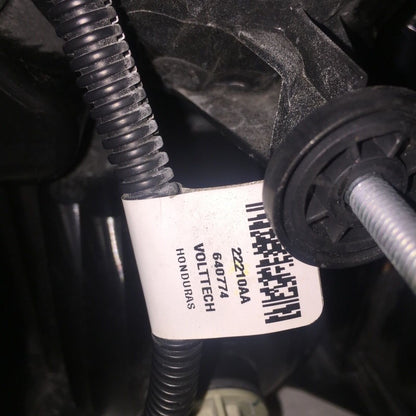 RAM PROMASTER RIGHT SIDE TAIL LIGHT 2014 2015 2016 OEM CRACKED