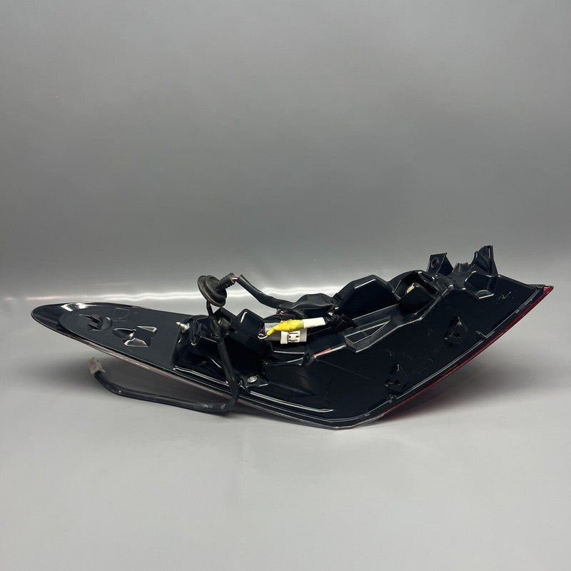 TOYOTA CAMRY TAIL LIGHT RIGHT PASSENGER LED 2018 2019 2020 2021 2022 OEM 