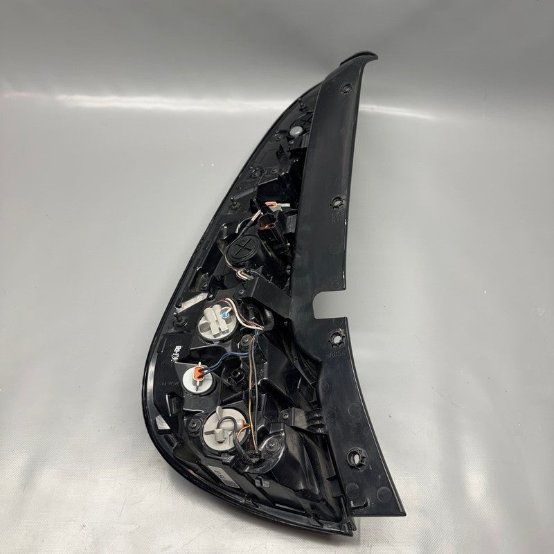 KIA SOUL TAIL LIGHT RIGHT PASSENGER 2023 2024 2025 OEM
