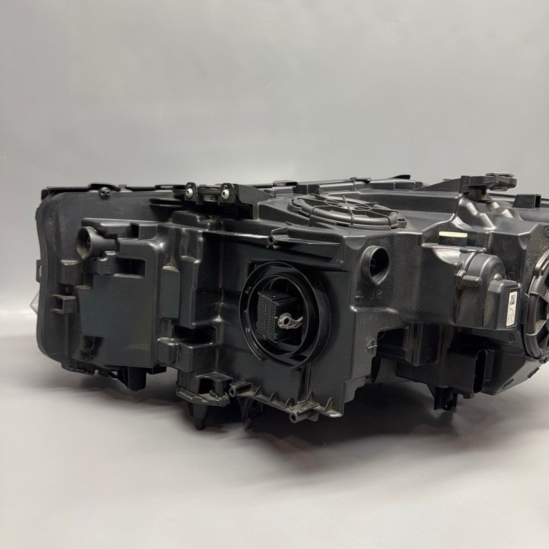 BMW 540I 530I HEADLIGHT RIGHT PASSENGER M5 2017-2020 ADAPTIVE LED OEM 