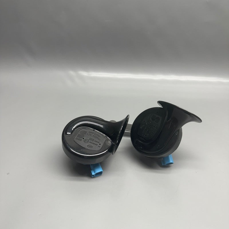 TESLA MODEL Y HIGH TONE HORN 2020 2021 2022 2023 2024 OEM 1716494-00-A