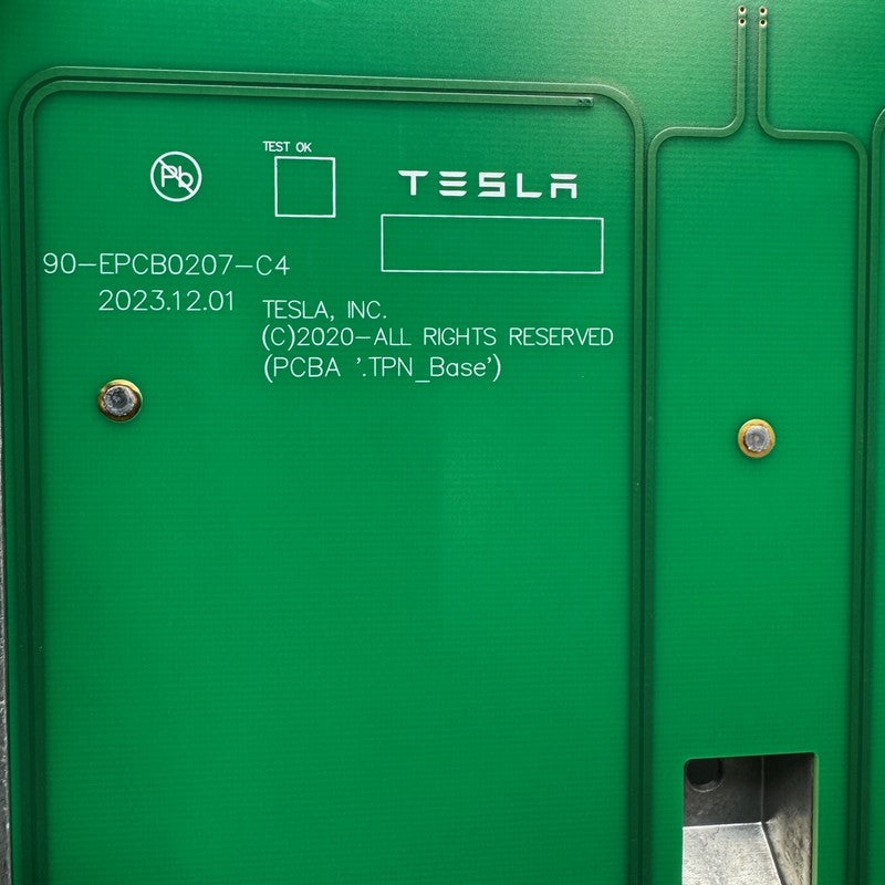 TESLA MODEL 3 WIRELESS CHARGING MODULE GEN 4 2024 2025 OEM 1761810-00-