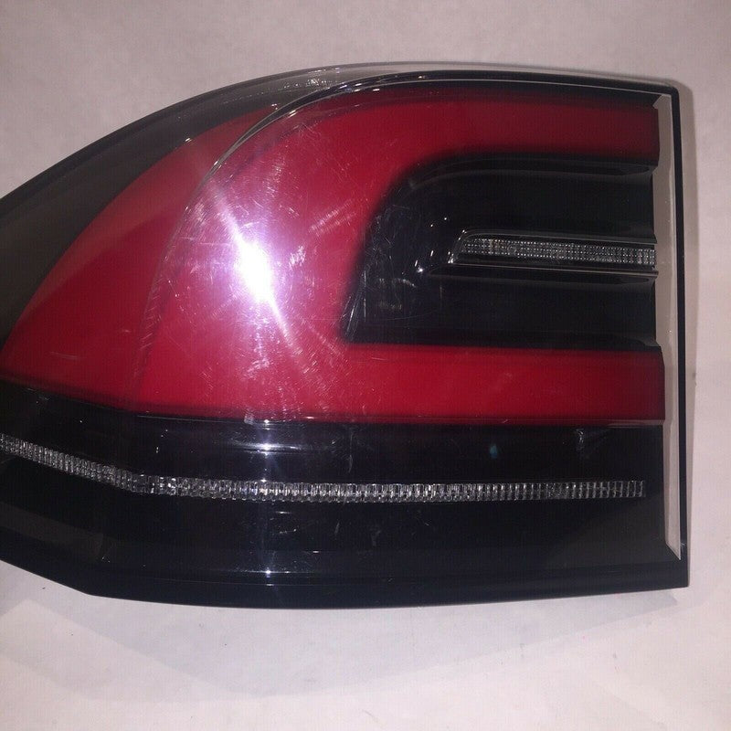TESLA MODEL X TAIL LIGHT LEFT DRIVER 1034332-00-A 2015 2016 2017 2018 