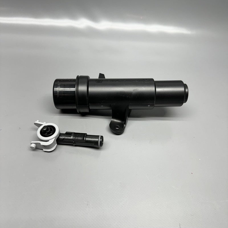 JAGUAR XK XKR WASHER PUMP RIGHT 2007 2008 2009 2010 2011 2012 2013 201