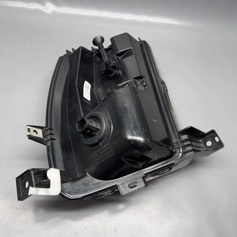 TESLA MODEL X FOG LIGHT RIGHT PASSENGER 2016 2017 2018 2019 2020 OEM