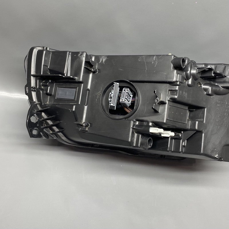 VOLVO XC40 HEADLIGHT RIGHT PASSENGER 32228550 2019 2020 2021 2022 LED 