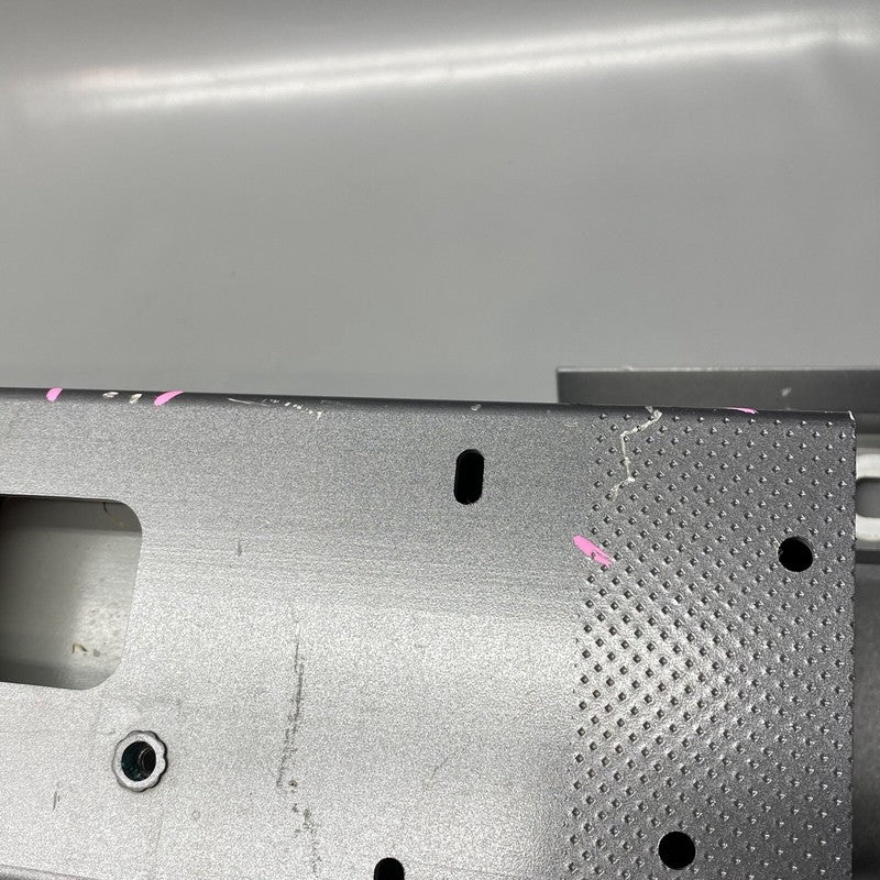 L8B2-10005 LAND ROVER DEFENDER REINFORCEMENT FRONT 95B945119 2020 2021 2022 2023 OEM 