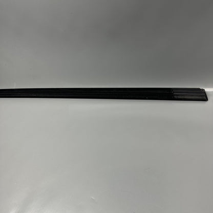 1495710-00-D TESLA MODEL Y DOOR WINDOW MOLDING LEFT FRONT 2020 2021 22 2023 OEM 1495710-00-D