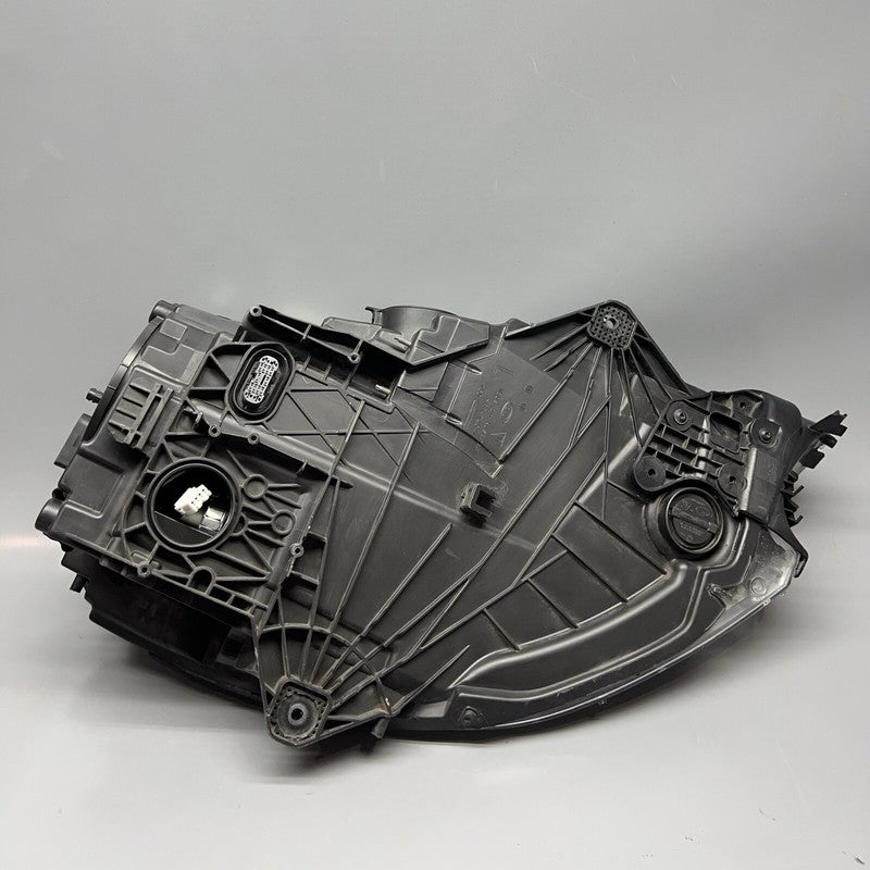 95B941031CS PORSCHE MACAN TURBO HEADLIGHT LEFT DRIVER 2015 2016 2017 2018 XENON OEM