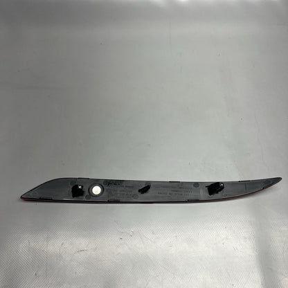 1077407 TESLA MODEL 3 REAR BUMPER REFLECTOR RIGHT PASSENGER 2016 2017 2018 2019 2020 OEM