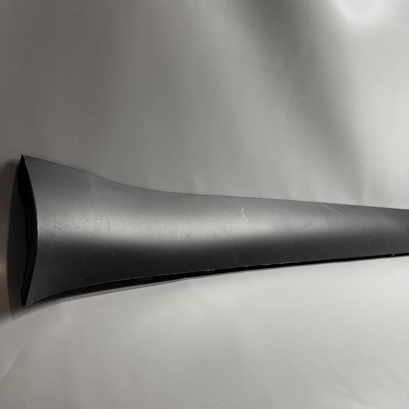 1497740-00-C TESLA MODEL Y ROCKER MOLDING RIGHT 2020 2021 2022 2023 OEM 1497744-00-C
