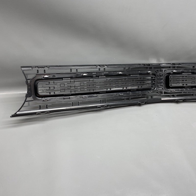 9403971 DODGE CHALLENGER FRONT GRILLE 2015 2016 2017 2018 2019 OEM 9403971