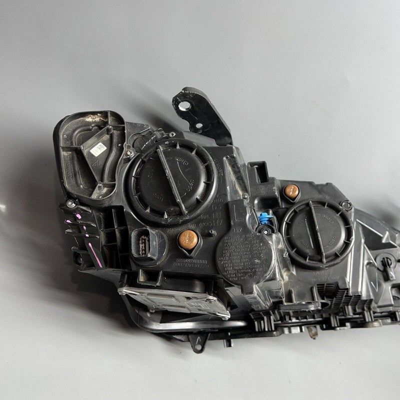 68228947AG CHRYSLER PACIFICA HEADLIGHT LEFT DRIVER 2017 2018 2019 2020 68228947AG OEM 
