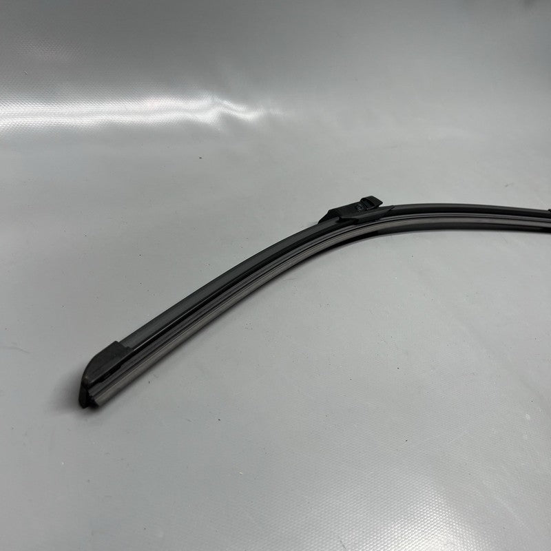 1658940-00-B TESLA MODEL Y WINDSHIELD WIPER BLADE LEFT 2020 2021 2022 2023 2024 OEM