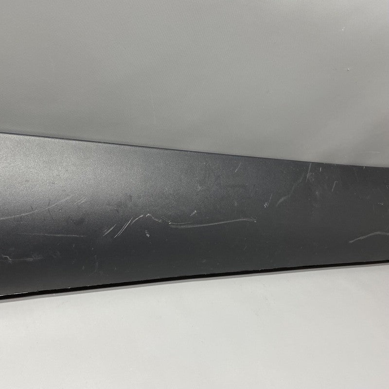 1497744-00-B TESLA MODEL Y ROCKER MOLDING RIGHT PASSENGER 2020 2021 2022 2023 1497744-00-B