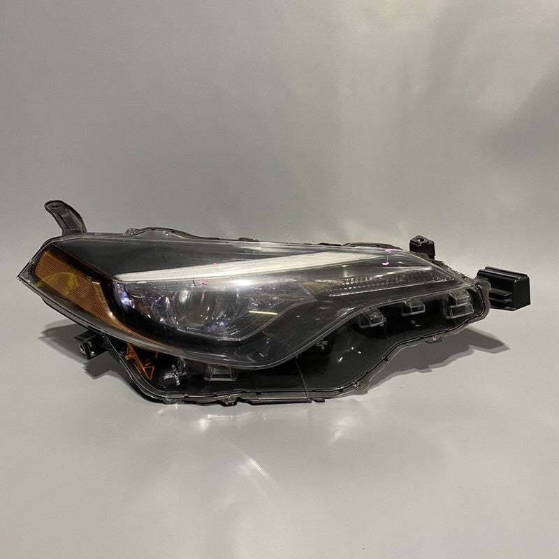 TOYOTA COROLLA HEADLIGHT RIGHT PASSENGER HALOGEN 2017 2018 2019 OEM
