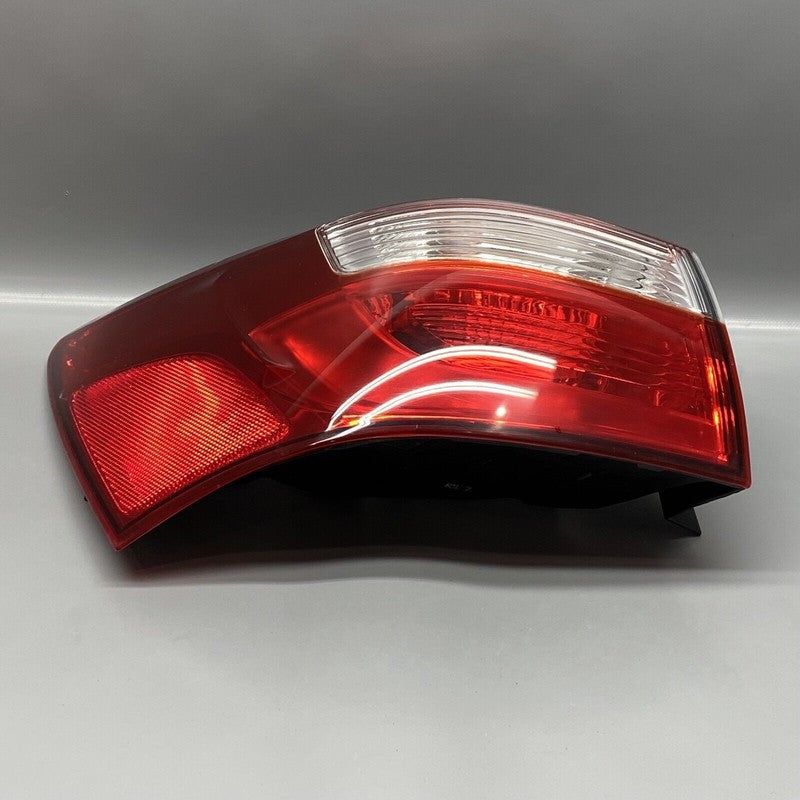 KIA RIO TAIL LIGHT LEFT DRIVER 92401-1W0 2012 2013 2014 2015 2016 OEM