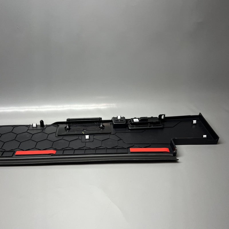 1741538-00-F TESLA CYBERTRUCK BEDSIDE SAIL APPLIQUE LEFT 2023 2024 OEM 1741538-00-F