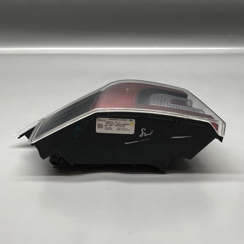 6005918-00-F TESLA MODEL S TAIL LIGHT LEFT DRIVER 6005918-00-F 2016 2017 2018 2019 2020 2021